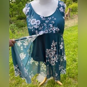 NWOT Shein split hem bathing suit 4X  Fits like a 2X